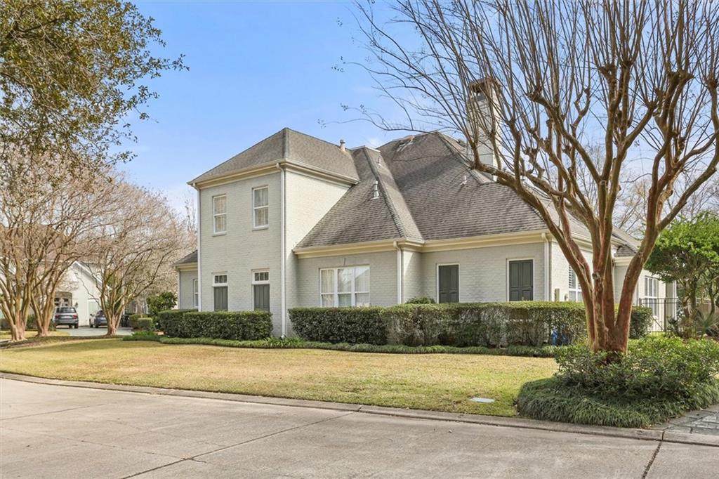 https://bt-photos.global.ssl.fastly.net/neworleans/orig_boomver_1_2542448-2.jpg