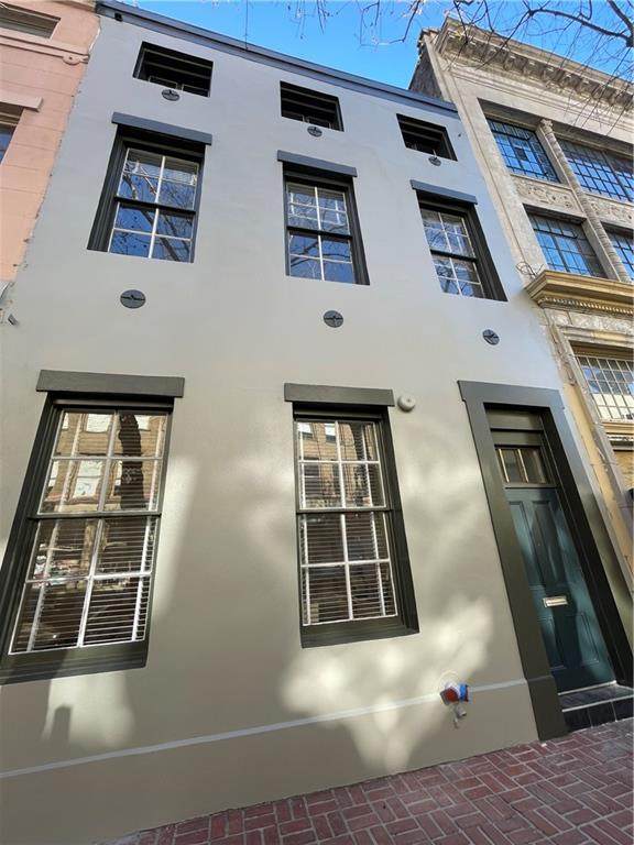 608 Baronne Street - Photo 1