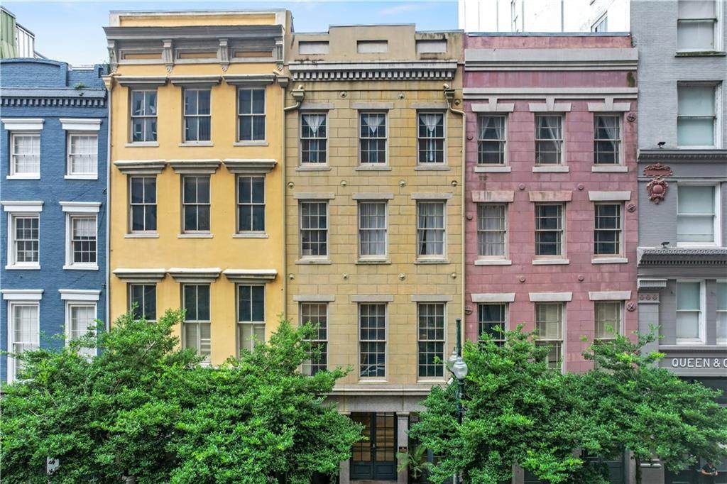 336 Camp Street - Photo 1