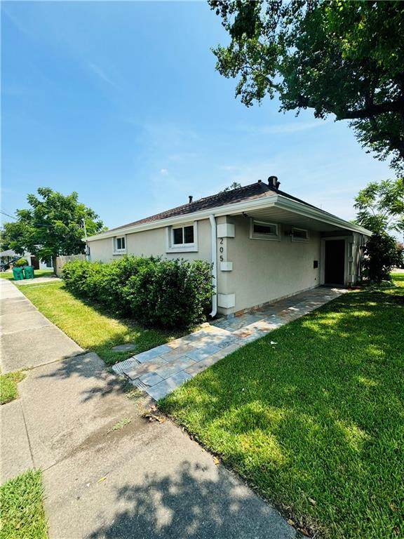 205 Douglas Drive - Photo 1