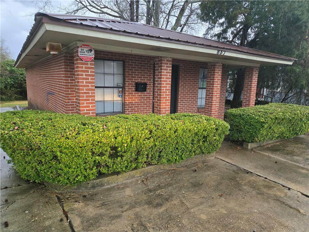 837 3RD Street - Photo 1