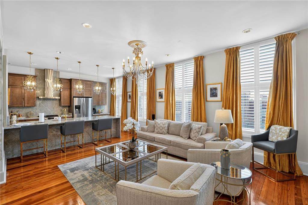 224 Chartres Street - Photo 1