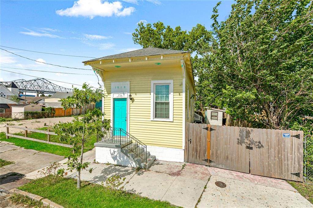 1019 Vallette Street - Photo 1