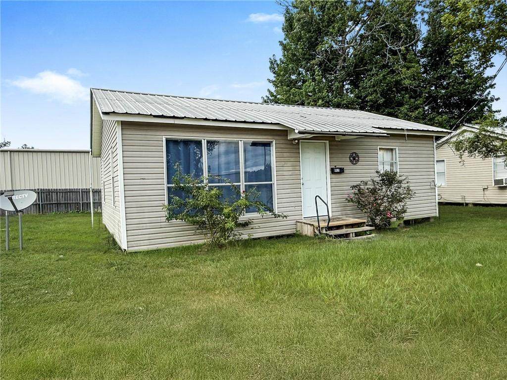 6628 Bailey Road - Photo 1