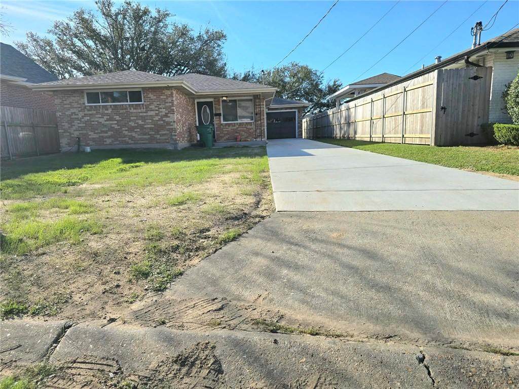 4000 Loveland Street - Photo 1