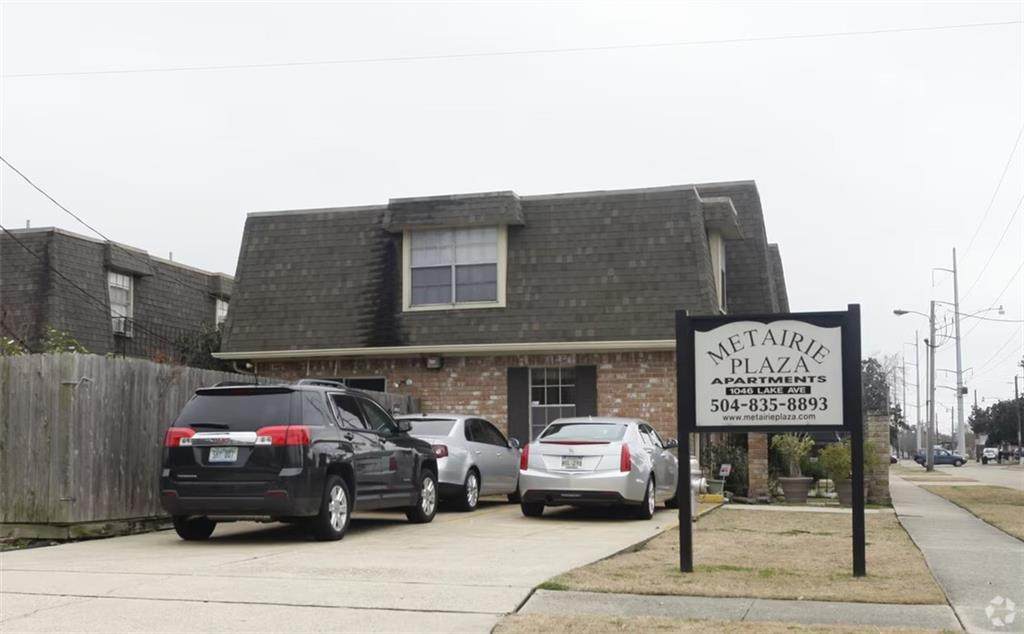 1041 Carrollton Avenue - Photo 1