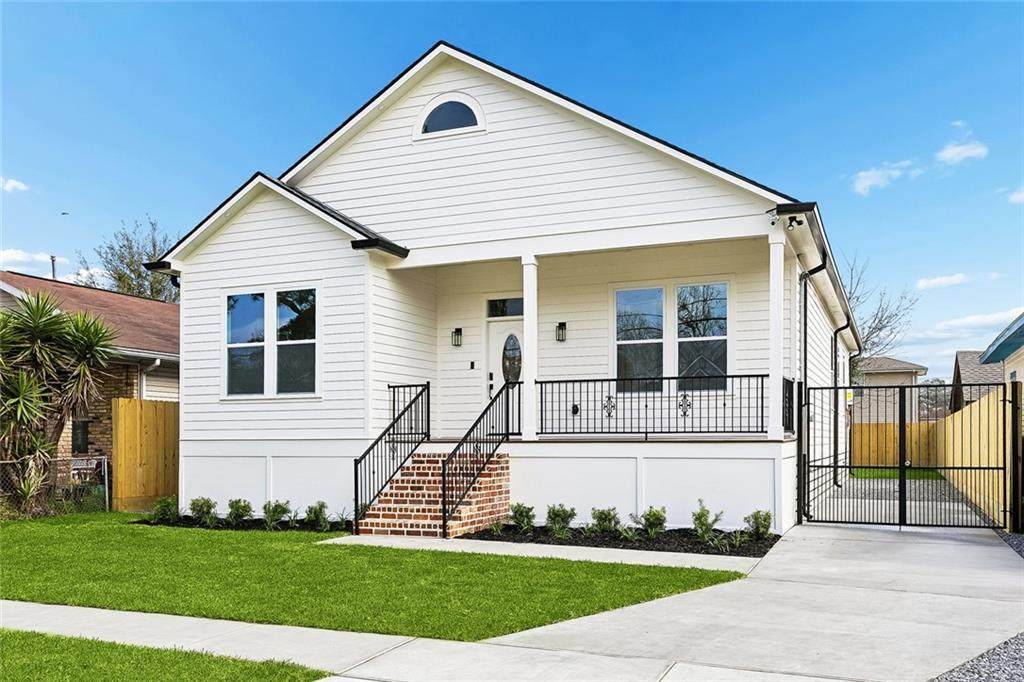 1309 Claiborne Drive - Photo 1