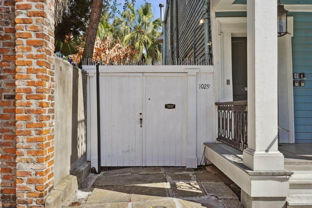 https://bt-photos.global.ssl.fastly.net/neworleans/orig_boomver_1_2545164-2.jpg
