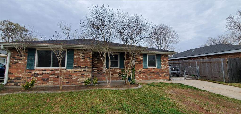 428 Dandelion Drive Drive - Photo 1