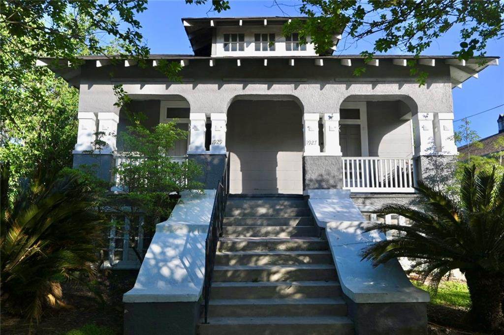 1929 Broadway Street - Photo 1