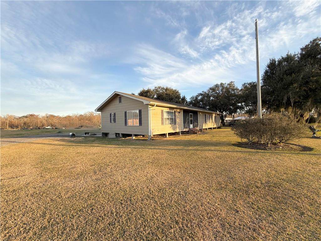 709 Magnolia Ridge Road - Photo 1