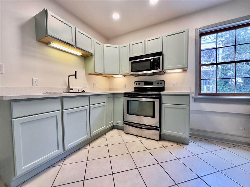 1039 4TH Street - Photo 1