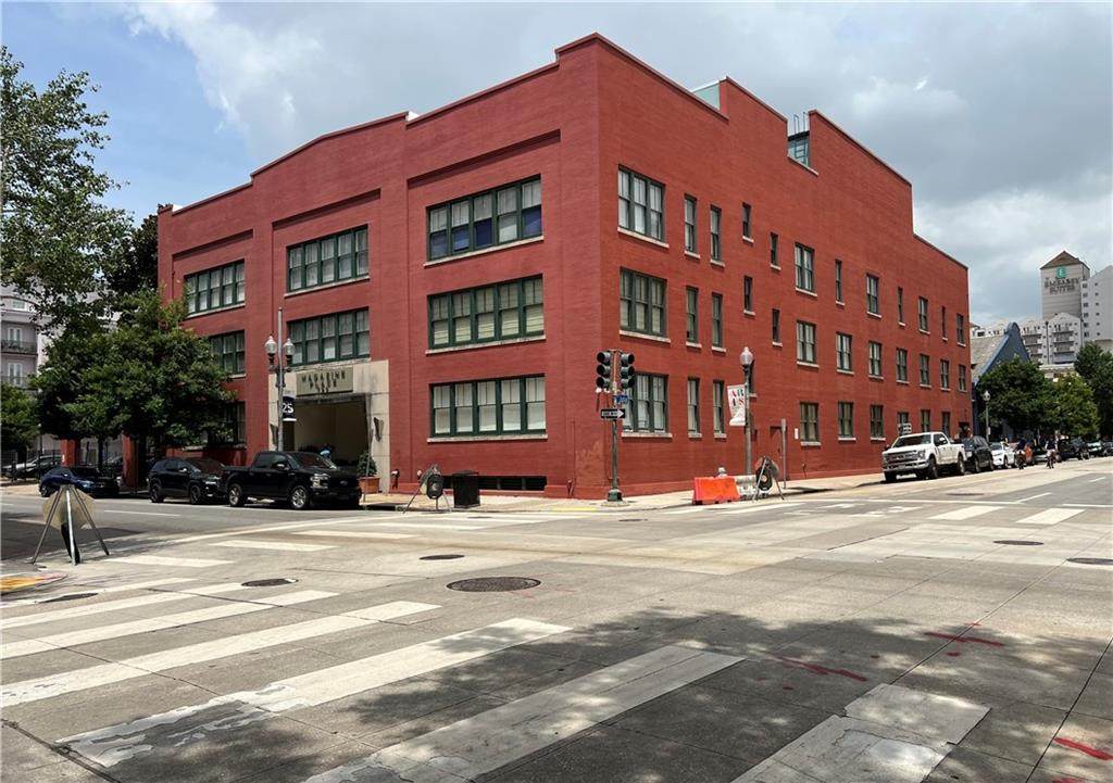 760 Magazine Street - Photo 1