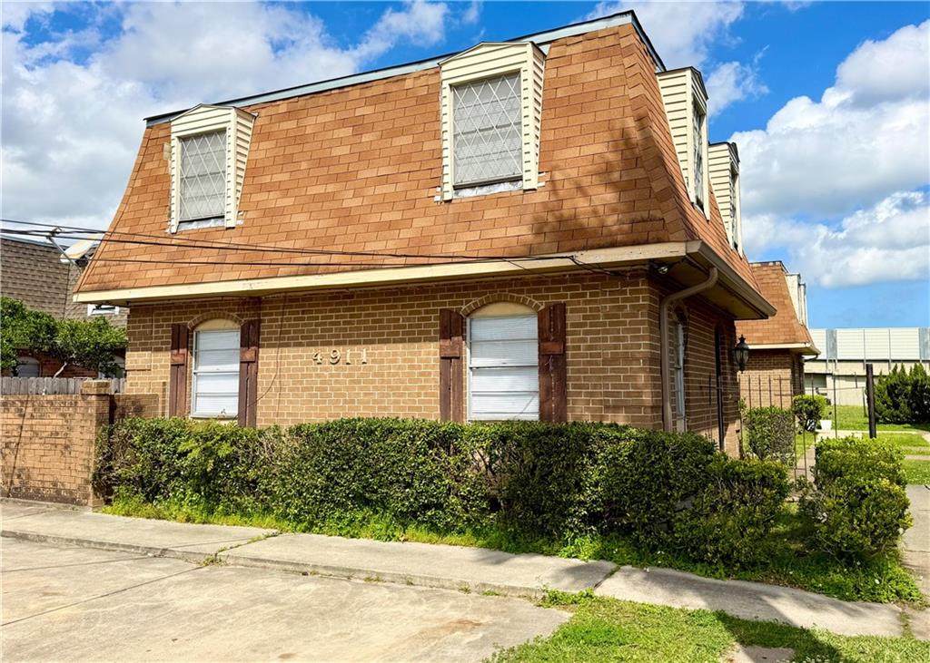 4911 Wabash Street - Photo 1