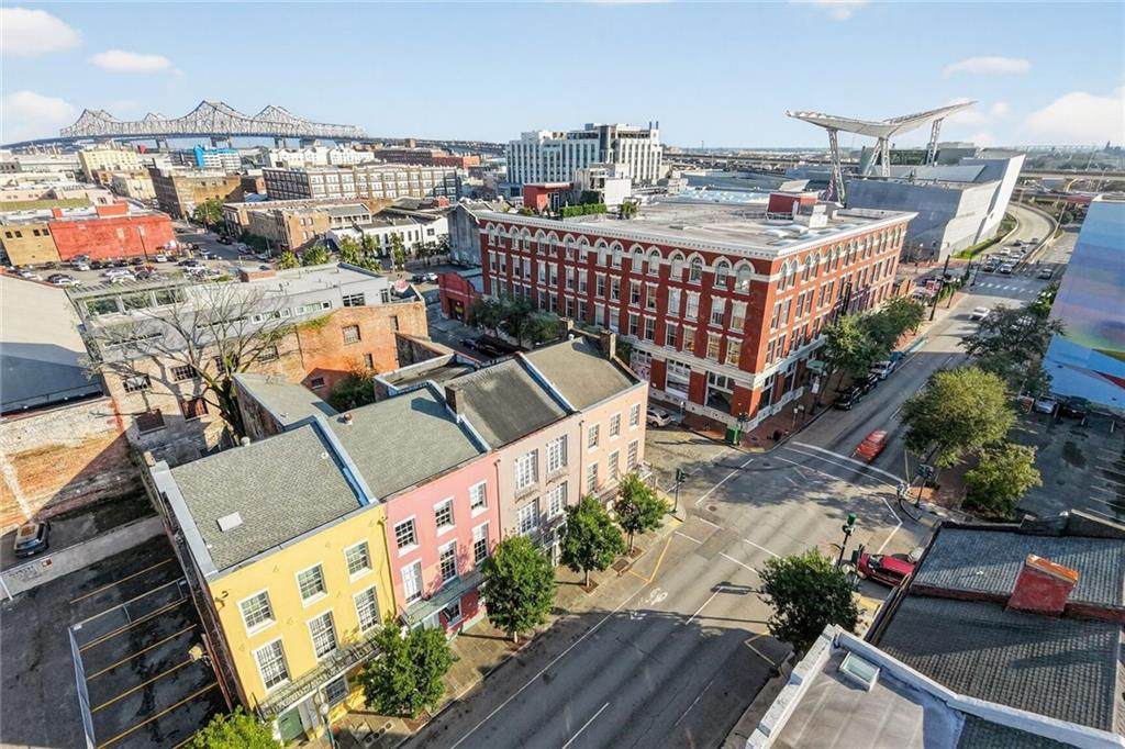 https://bt-photos.global.ssl.fastly.net/neworleans/orig_boomver_1_2545978-2.jpg