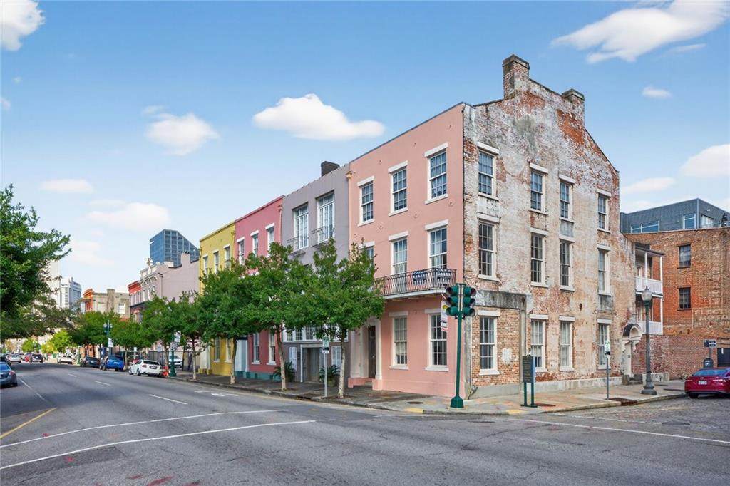 https://bt-photos.global.ssl.fastly.net/neworleans/orig_boomver_1_2545978-2.jpg
