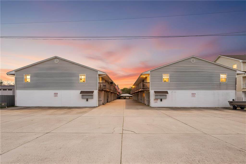 4648 Pontchartrain Drive - Photo 1