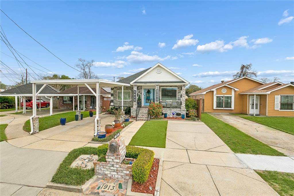 1913 Constantine Drive - Photo 1
