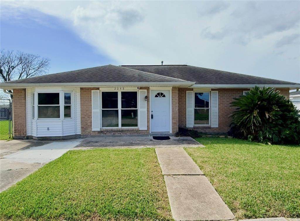 2048 Carver Drive - Photo 1
