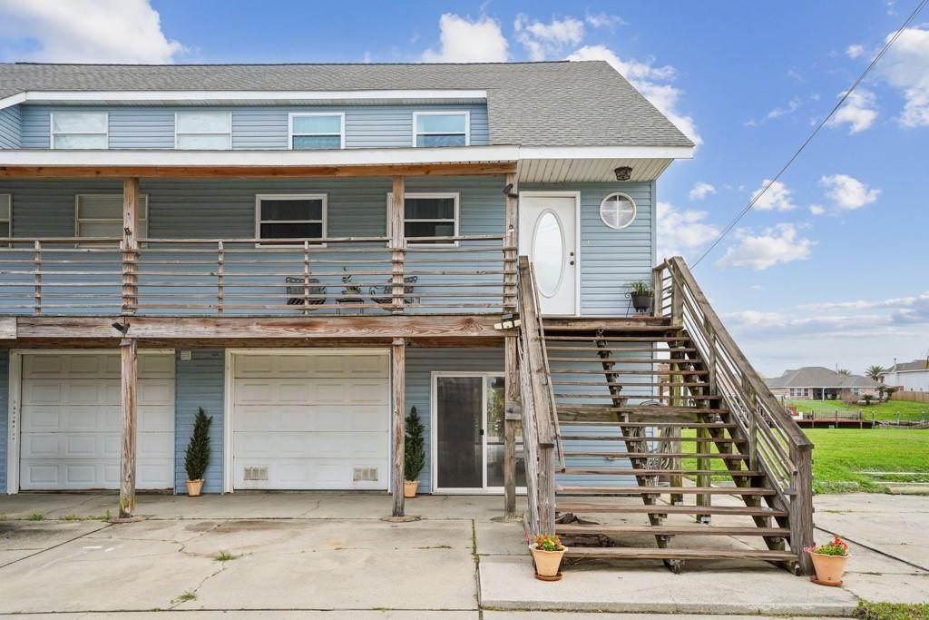 152 Lakeview Drive - Photo 1