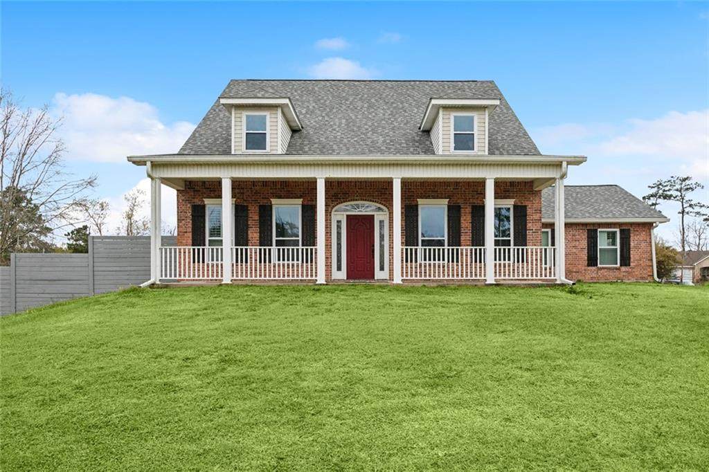 1085 Claire Drive - Photo 1