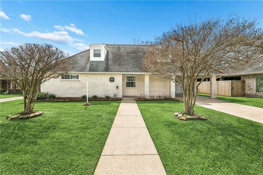 5228 Meadowdale Street - Photo 1