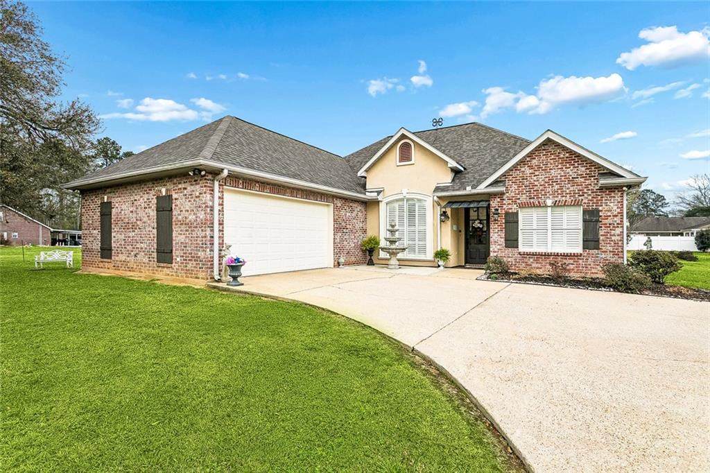604 Christopher Lane - Photo 1