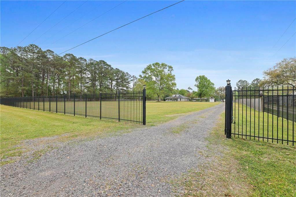 23344 1062 Highway - Photo 1