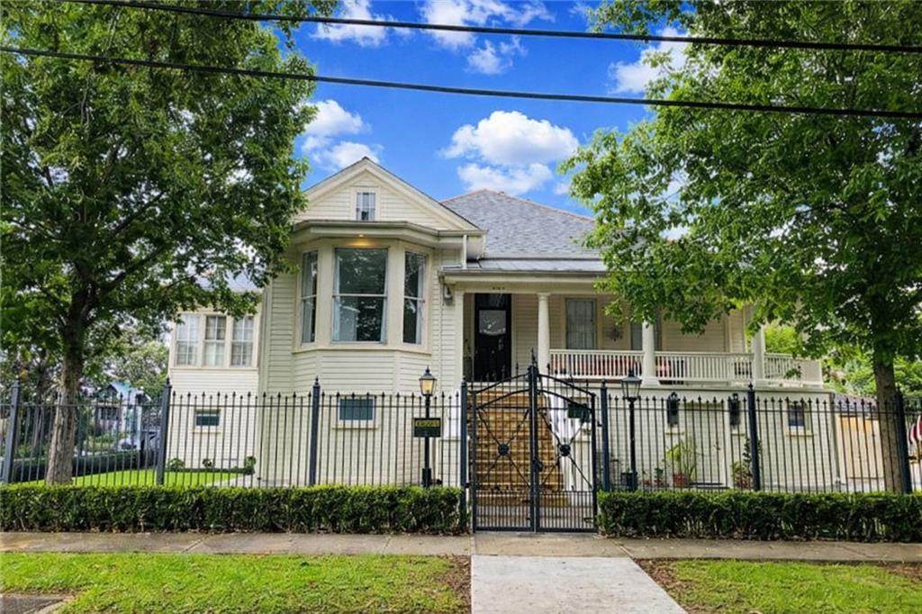 7837 Plum Street - Photo 1