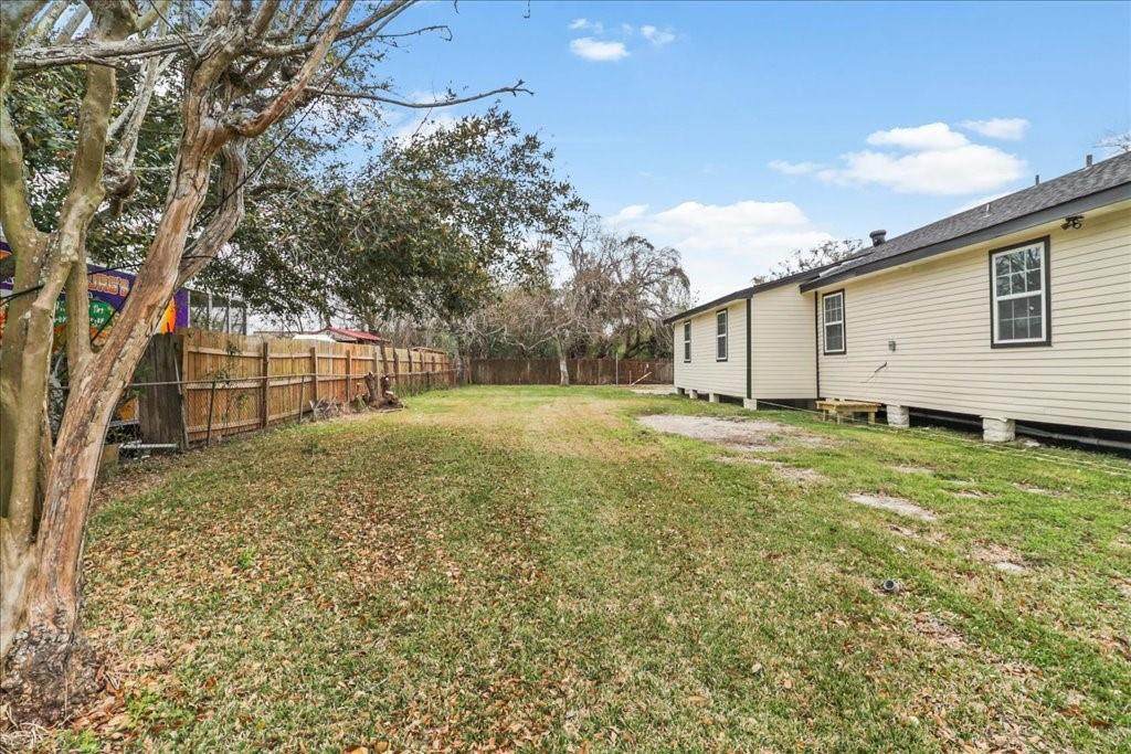 705 Leboeuf Street - Photo 1