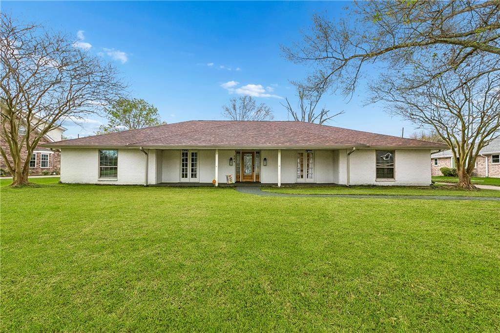 344 Devon Road - Photo 1