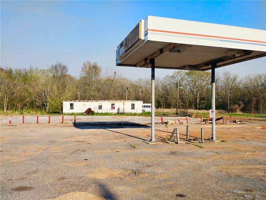 9501 Highway 1 - Photo 1
