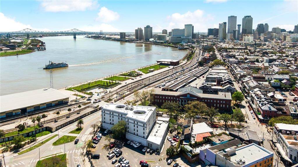 https://bt-photos.global.ssl.fastly.net/neworleans/orig_boomver_1_2547713-2.jpg