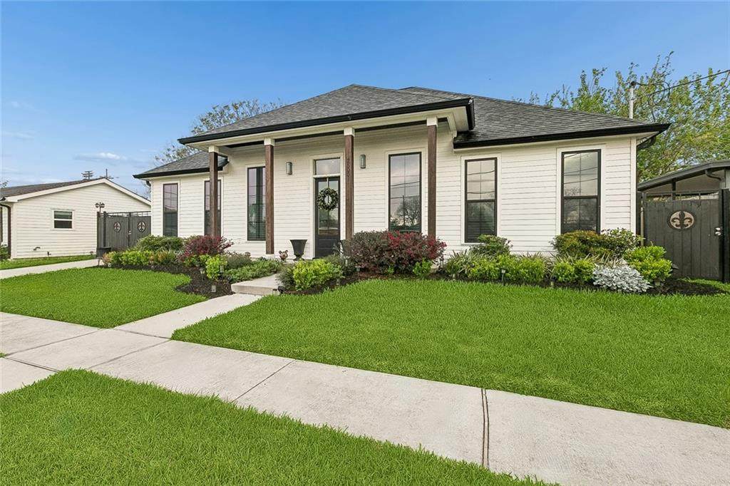 2500 Pecan Drive - Photo 1
