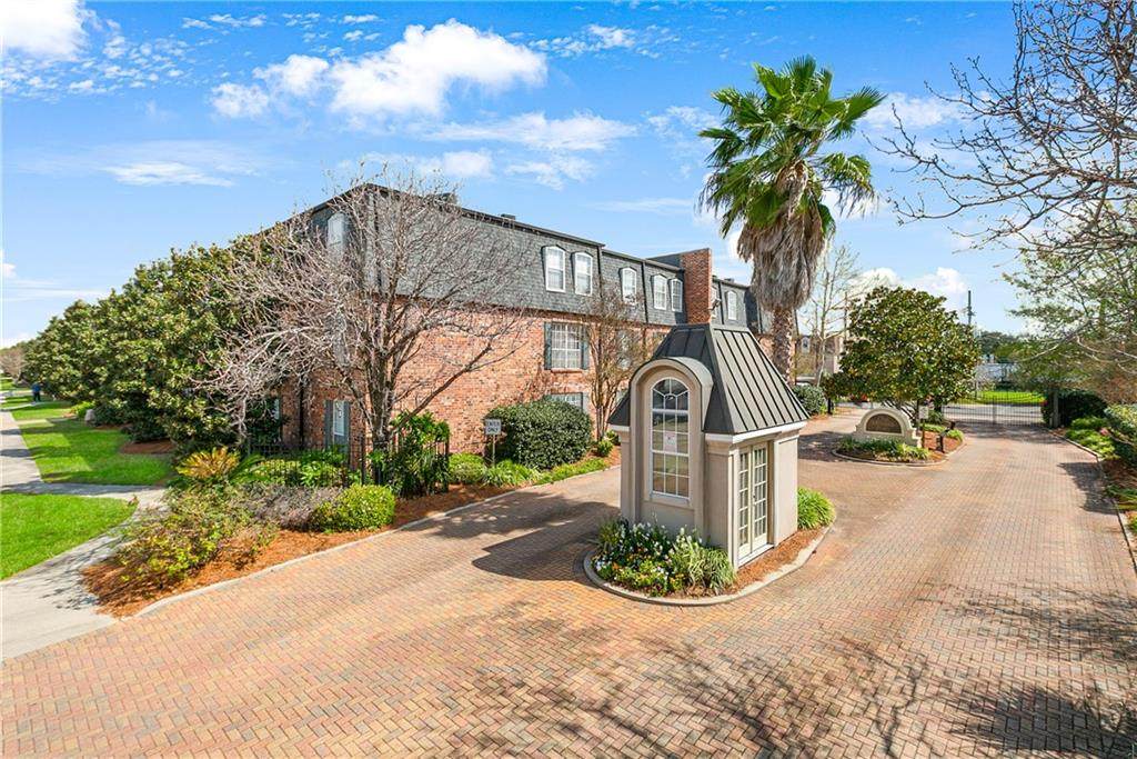 2511 Metairie Lawn Drive - Photo 1
