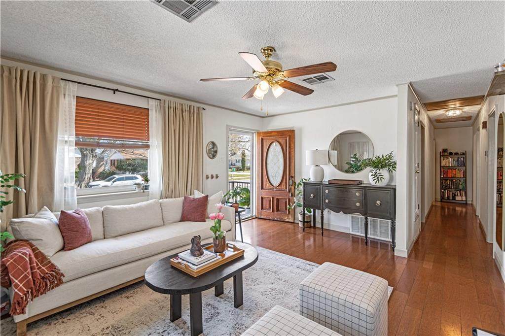 https://bt-photos.global.ssl.fastly.net/neworleans/orig_boomver_1_2548039-2.jpg