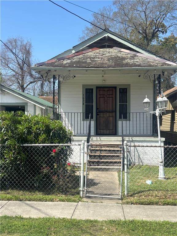 1634 Bartholomew Street - Photo 1