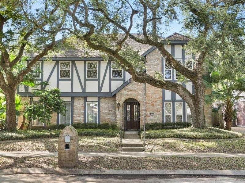 2473 Cumberland Court - Photo 1