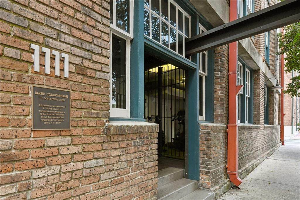 1111 Peters Street - Photo 1