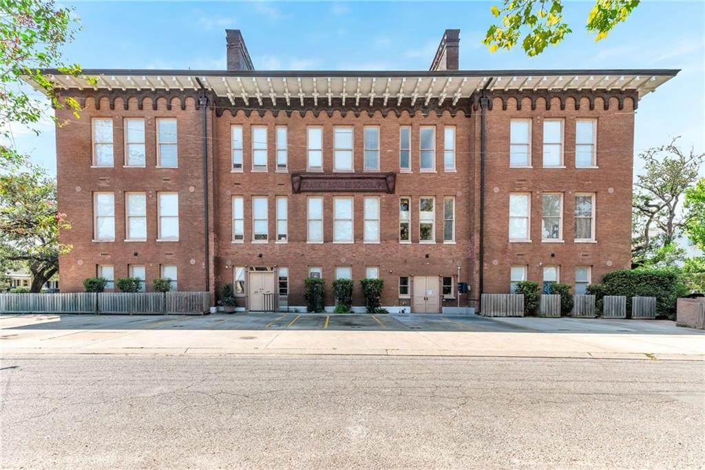 3601 Camp Street - Photo 1