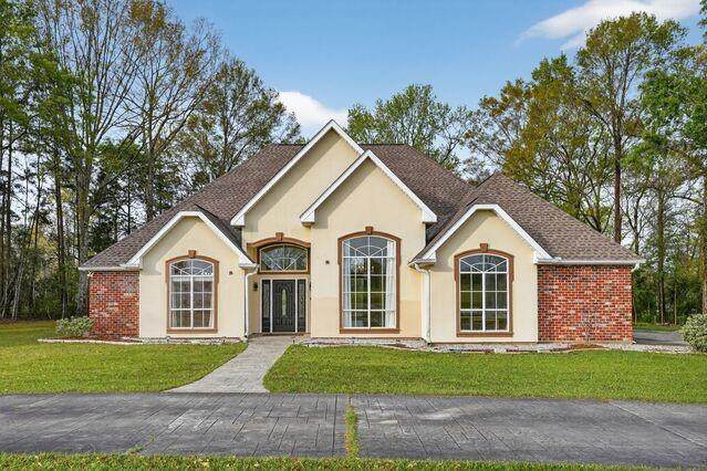 101 Tiffany Drive - Photo 1