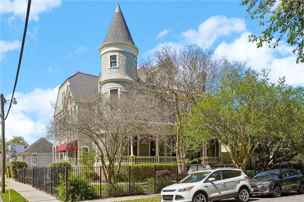 1629 Coliseum Street - Photo 1