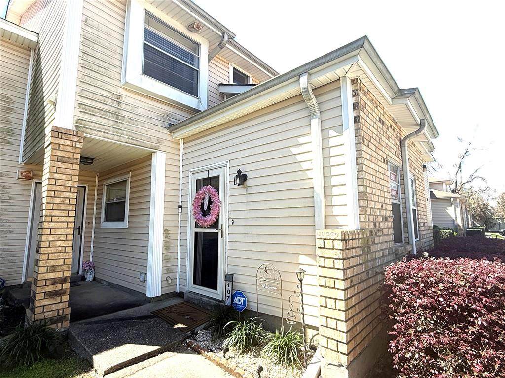 3328 Timberlane Way Drive - Photo 1