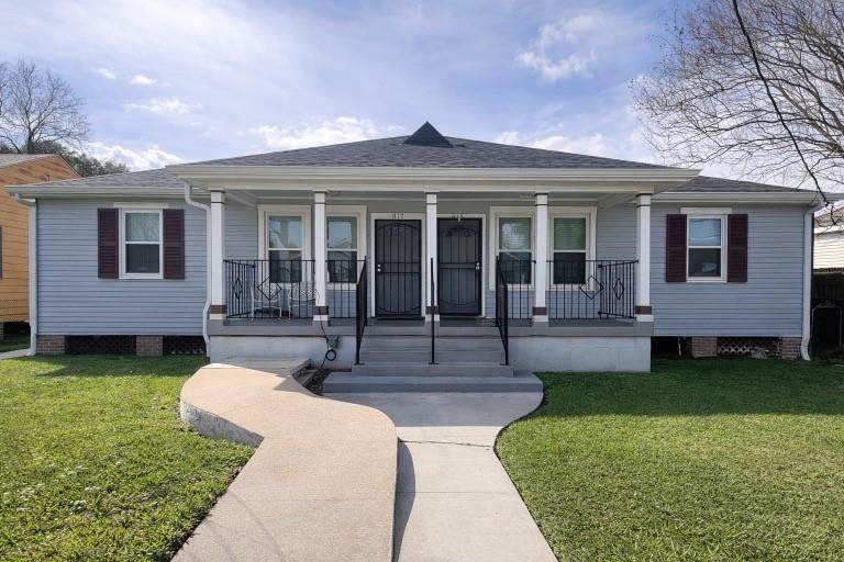 815 17 Sumner Street - Photo 1