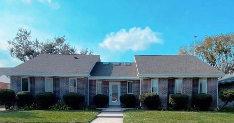 3301 Grandlake Boulevard - Photo 1