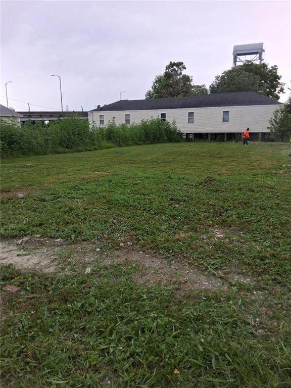 https://bt-photos.global.ssl.fastly.net/neworleans/orig_boomver_1_2549419-2.jpg