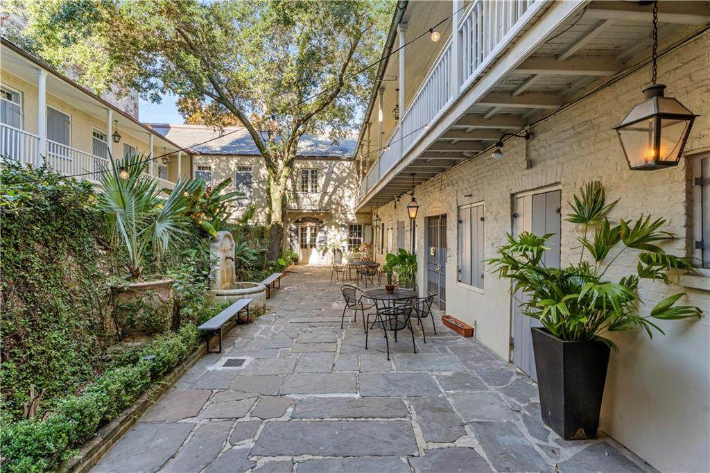 https://bt-photos.global.ssl.fastly.net/neworleans/orig_boomver_1_2549487-2.jpg