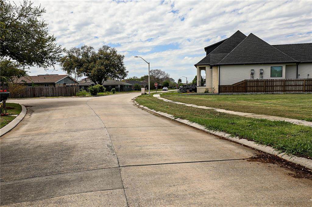 https://bt-photos.global.ssl.fastly.net/neworleans/orig_boomver_1_2549708-2.jpg
