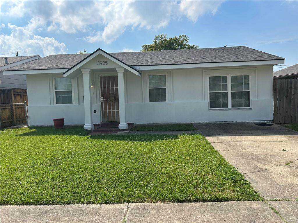 3925 Arizona Avenue - Photo 1