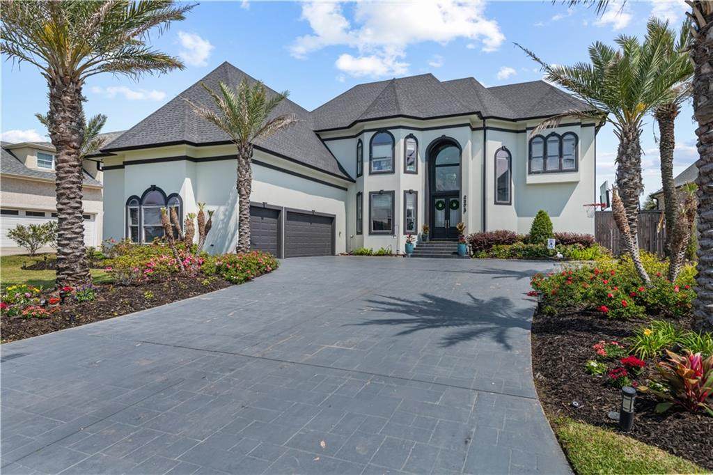 2273 Sunset Boulevard - Photo 1